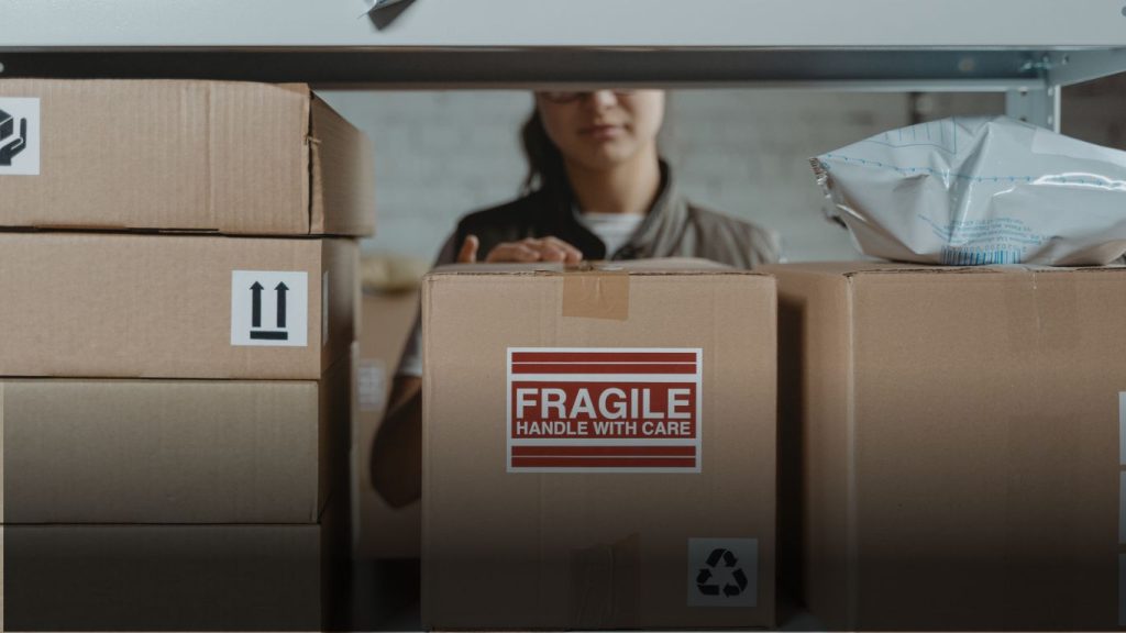 Handle with care, Fragile, embalar objetos